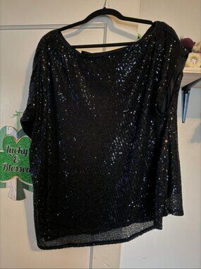 Torrid off the shoulder sequined top black 18/20